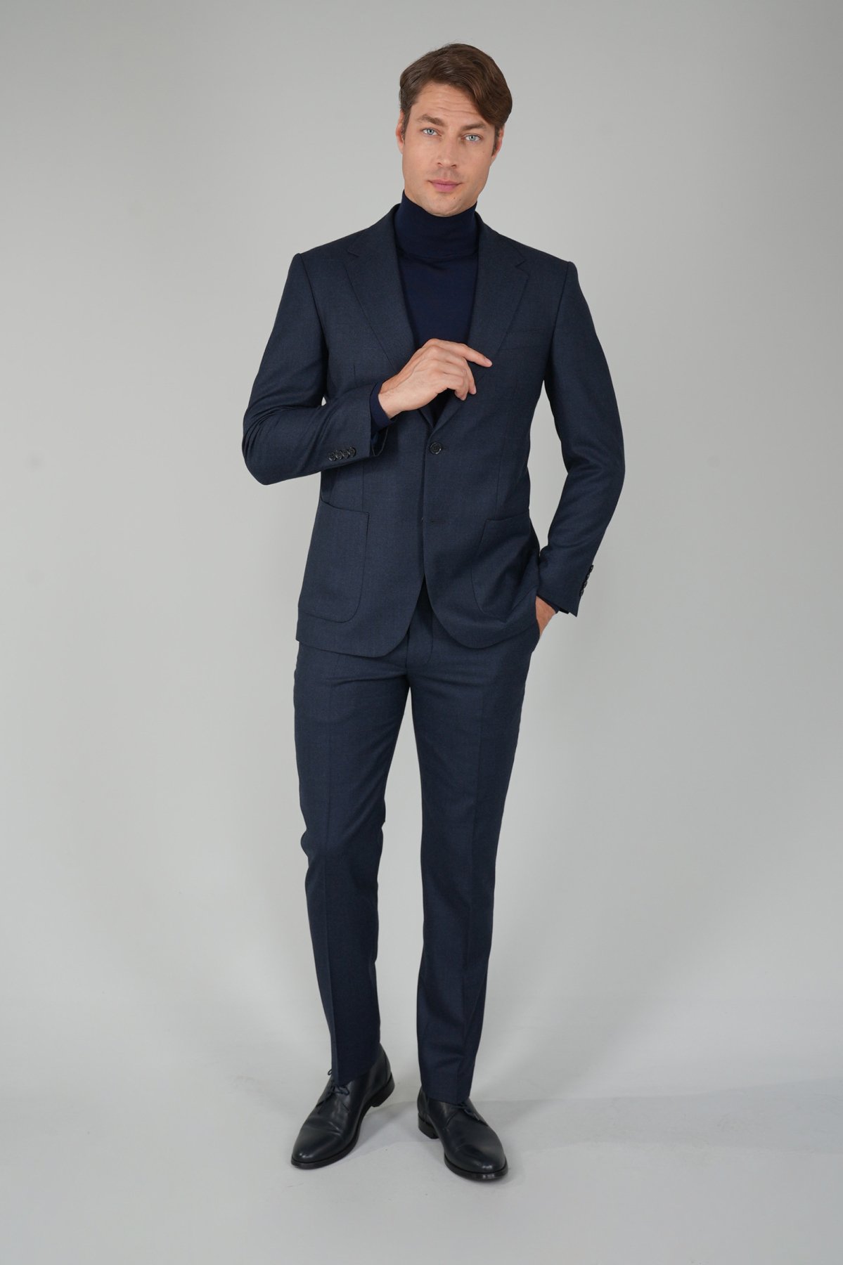 1200x1800_erkek-mono-yaka-cift-yirtmacli-6-drop-lacivert-takim-elbise-33814-27-B.jpg