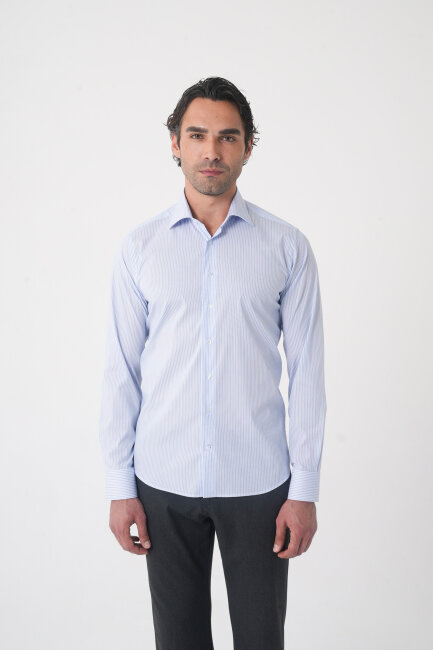 Açık Mavi Uzun Kol Klasik D Yaka Cepsiz Erkek Gömlek  