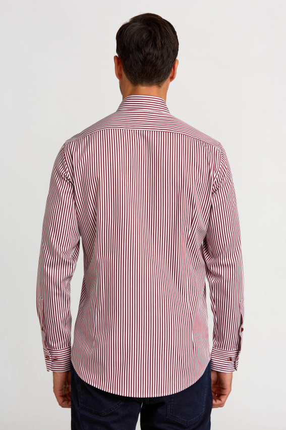 Modern Fit Düğmeli Yaka Bordo Saten Erkek Gömlek - 2