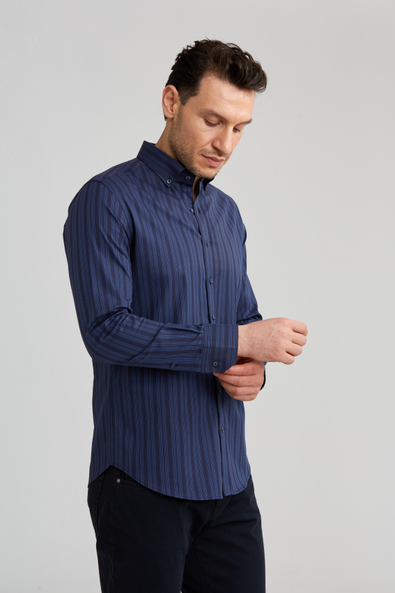 Modern Fit Düğmeli Yaka Lacivert Spor Erkek Gömlek - 5
