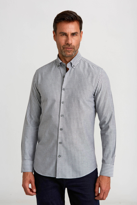 Modern Fit Düğmeli Yaka Çizgili Siyah Spor Erkek Gömlek - 1