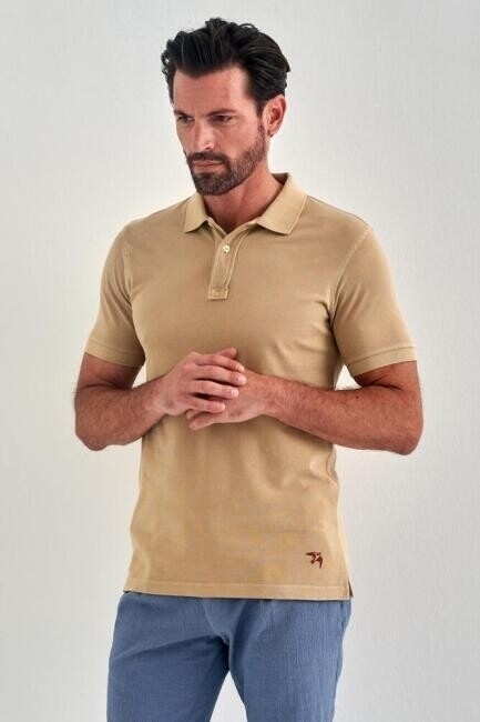 Polo Yaka Kabartma Baskılı Bej Erkek T-shirt