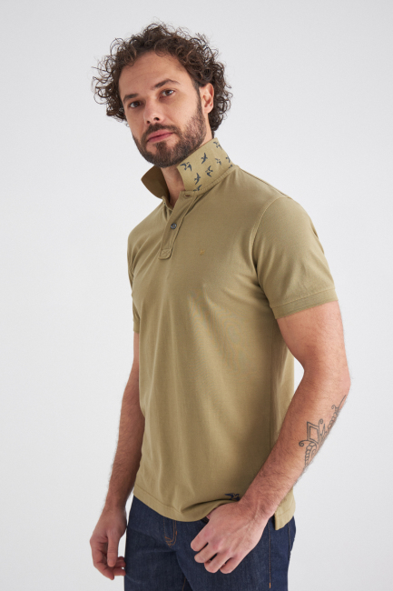Polo Yaka Kabartma Baskılı Haki Erkek T-Shirt - 4