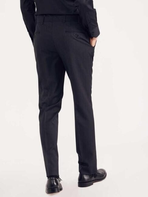 Bisse Men’s Classic Trousers ANTHRACITE. 2 Bisse Men’s Classic Trousers ANTHRACITE. 2