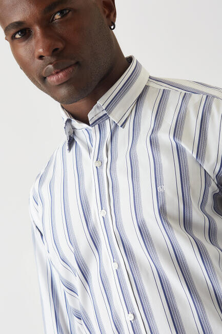 Erkek Lacivert Regular Fit Düğmeli Yaka Spor Gömlek - 3