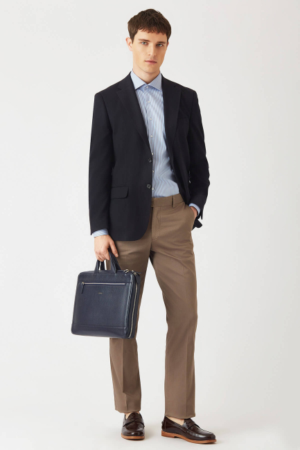 Erkek Modern Fit Kırlangıç Yaka 2 Düğme Tek Yırtmaçlı Ceket Sıyah - 4