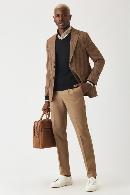 Erkek Modern Fit Mono Yaka 2 Düğmel Çift Yırtmaçlı Ceket Camel - 4