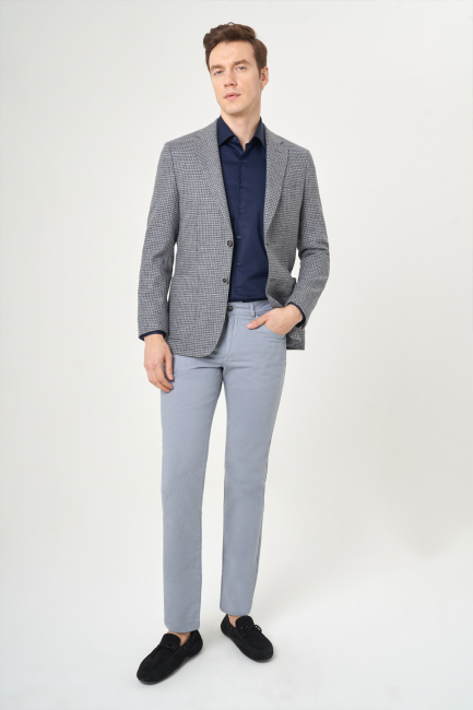 Erkek Regular Fit Mono Yaka 2 Düğmeli Çift Yırtmaçlı Ceket Gri - 4