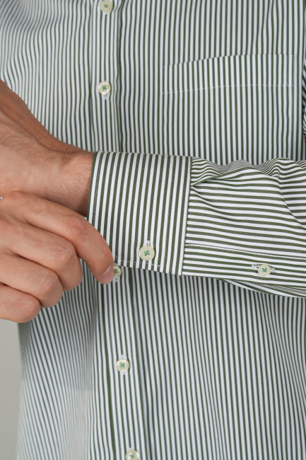 Erkek Uzun Kollu Düğmeli Paşa Yaka Yeşil Çizgili Gömlek - 4