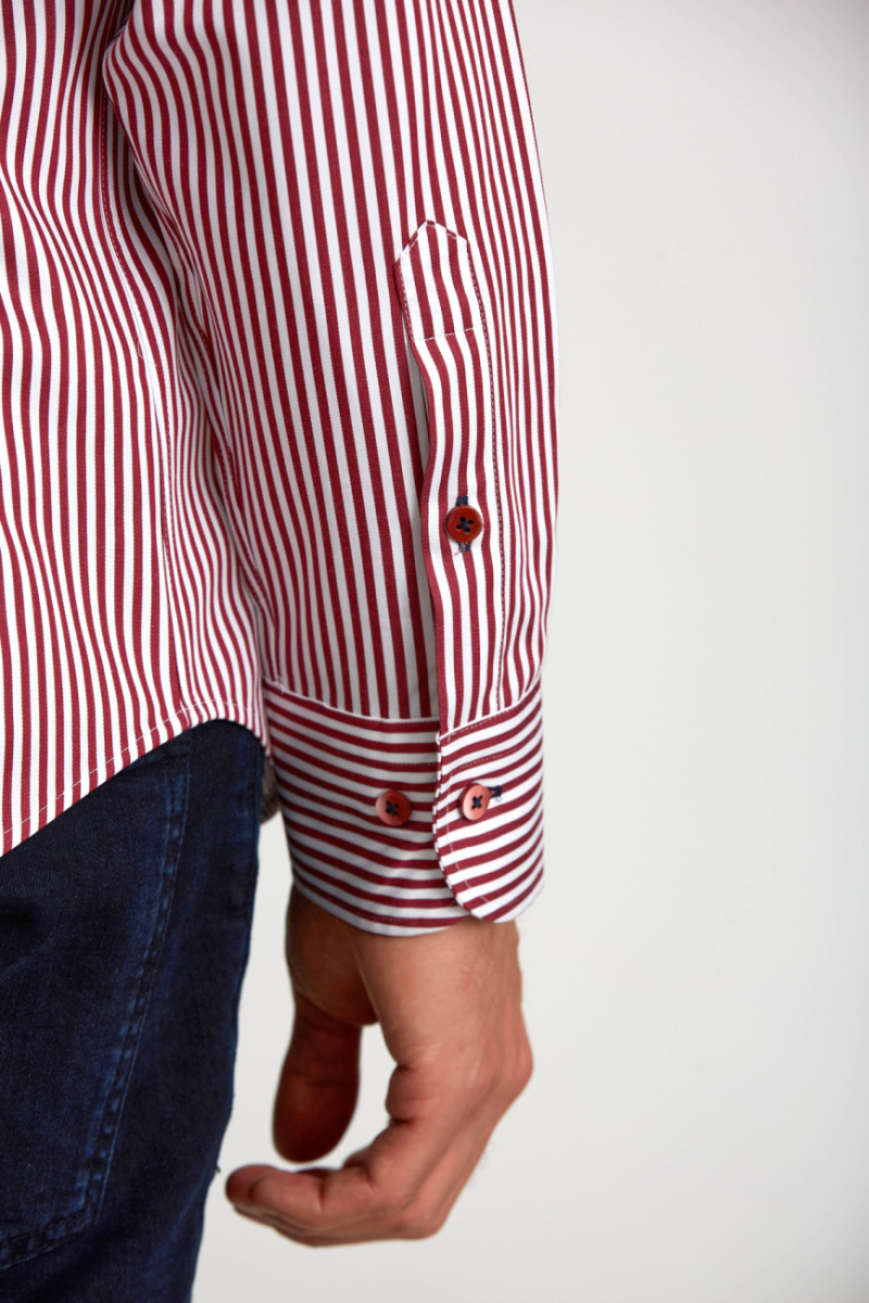 Modern Fit Düğmeli Yaka Bordo Saten Erkek Gömlek - 3