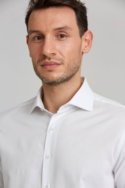 Modern Fit İtalyan Yarım Yaka Beyaz Klasik Erkek Gömlek - 4