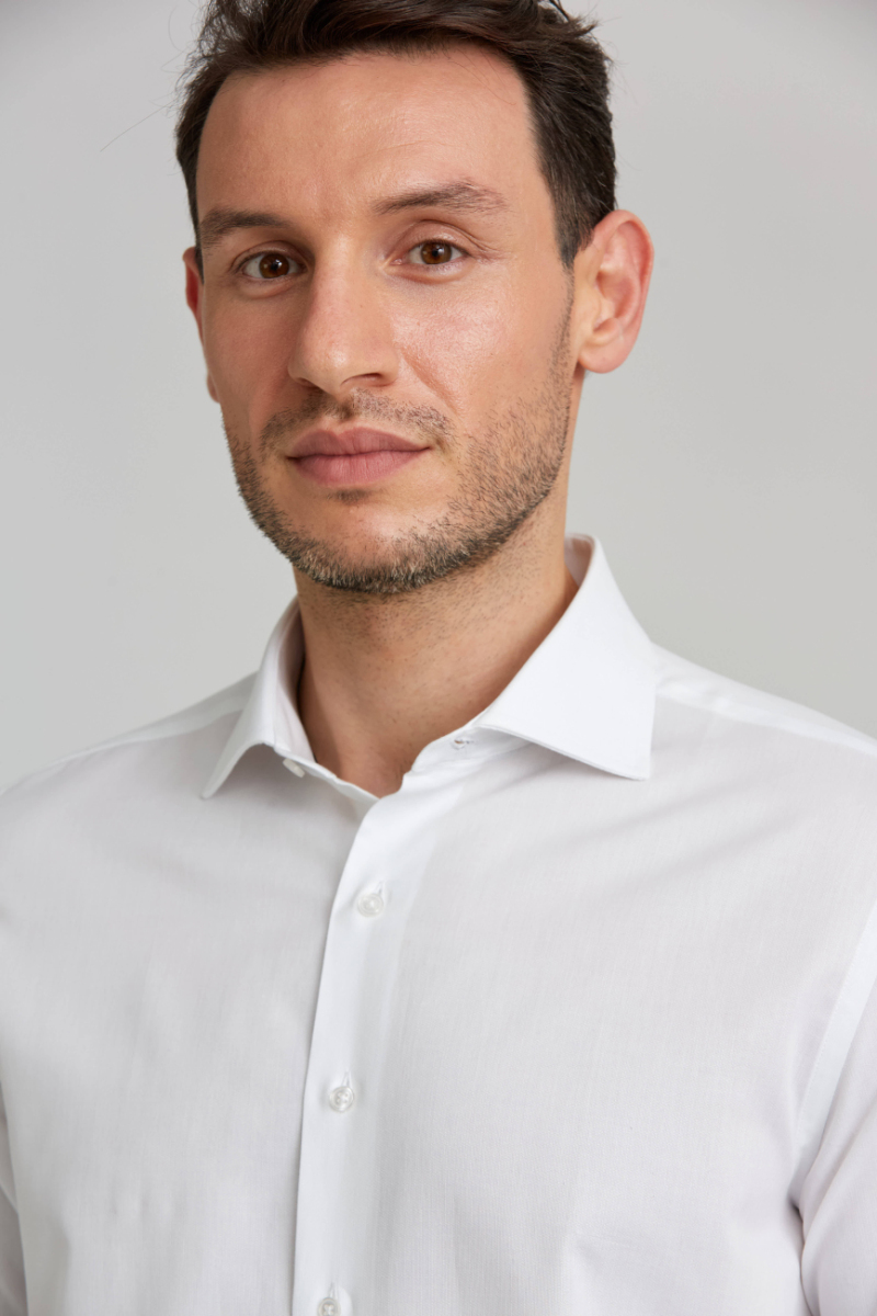 Modern Fit İtalyan Yarım Yaka Beyaz Klasik Erkek Gömlek - 4