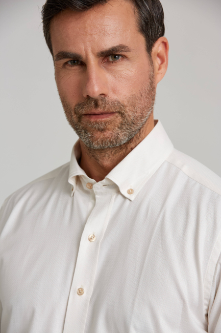 Modern Fit Paşa Yaka Düğmeli Ekru Spor Erkek Gömlek - 5