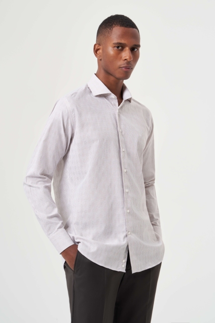 Regular Fit Bej Çizgili İtalyan Yaka Klasik Erkek Gömlek 