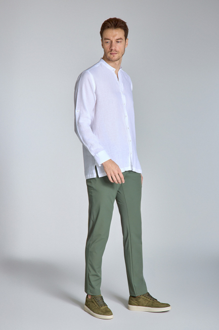 Regular Fit Hakim Yaka Beyaz Keten Erkek Gömlek (1)