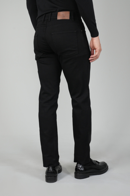 REGULAR FIT CLOSED BALANCED PLATINUM KNIT BLACK (1)