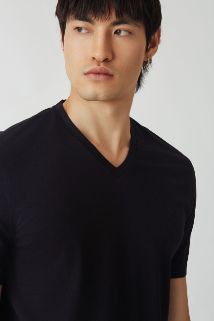 Basic İpek Apreli V Yaka Siyah Erkek T-Shirt - 3